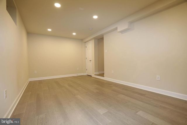 8006 HARBOR PL, Frederick, MD 21701