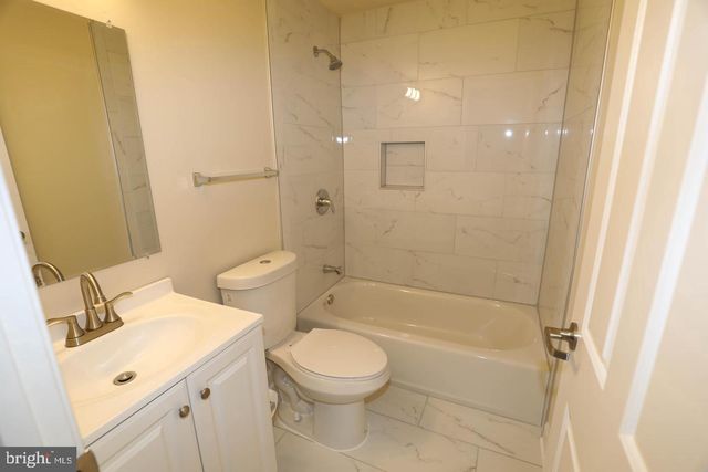 8006 HARBOR PL, Frederick, MD 21701