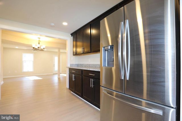 8006 HARBOR PL, Frederick, MD 21701