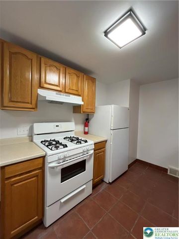 2655 Eldridge Avenue, Palmer Twp, PA 18045