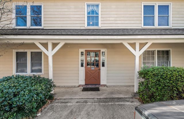 2150 Spoleto Lane B-6, North Charleston, SC 29406