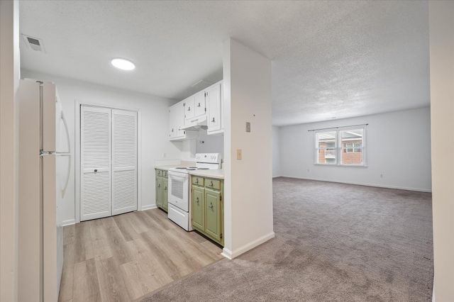 2150 Spoleto Lane B-6, North Charleston, SC 29406