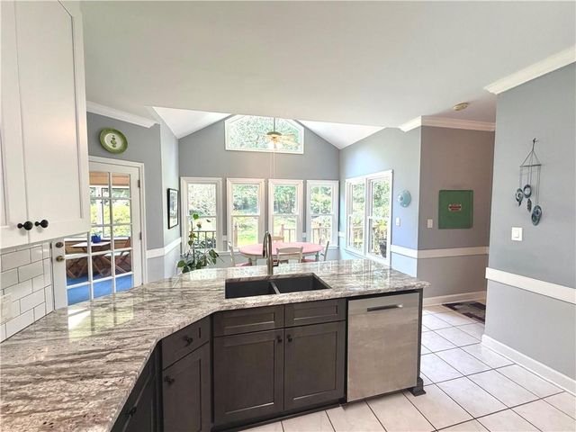 2775 Saddlebrook Way NW, Marietta, GA 30064