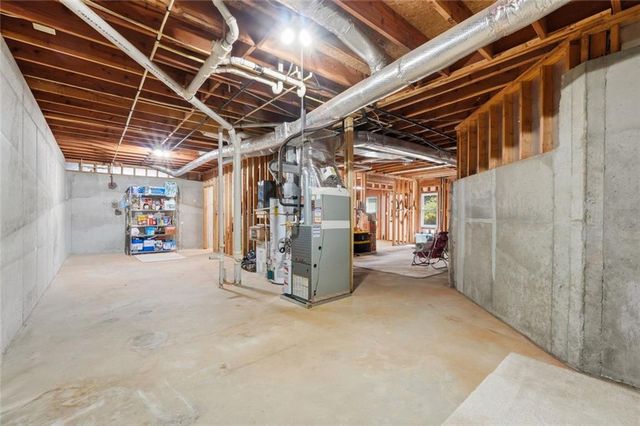 2775 Saddlebrook Way NW, Marietta, GA 30064