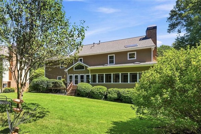 2775 Saddlebrook Way NW, Marietta, GA 30064