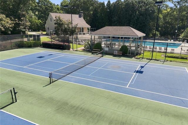 2775 Saddlebrook Way NW, Marietta, GA 30064