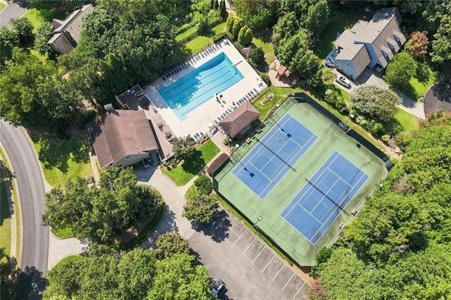 2775 Saddlebrook Way NW, Marietta, GA 30064