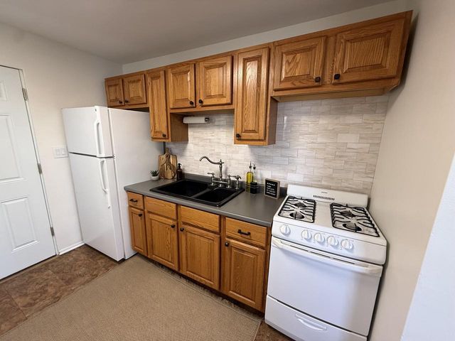 S107W34878 S Shore DRIVE, Mukwonago, WI 53149
