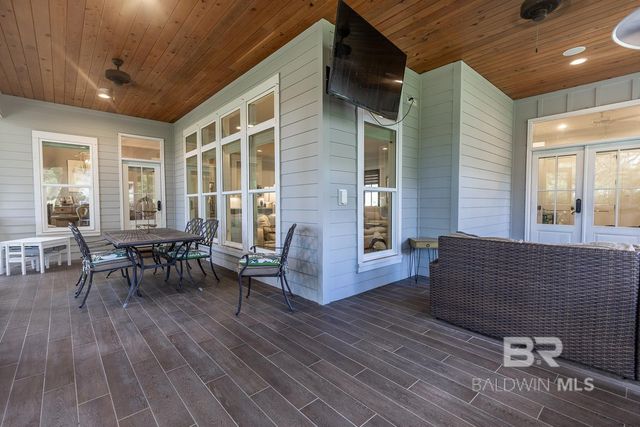 135 Mulberry Lane, Fairhope, AL 36532