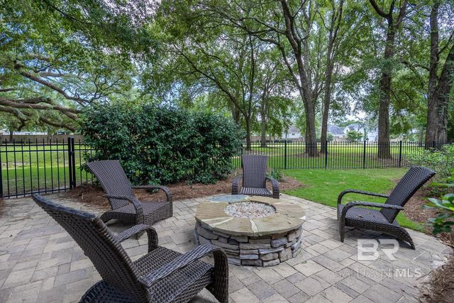 135 Mulberry Lane, Fairhope, AL 36532