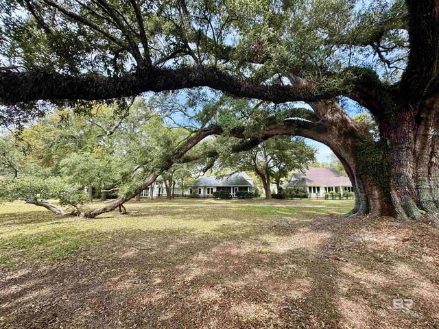 135 Mulberry Lane, Fairhope, AL 36532