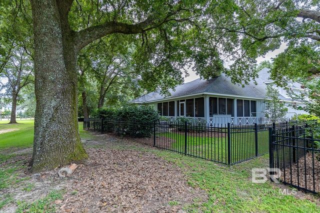 135 Mulberry Lane, Fairhope, AL 36532