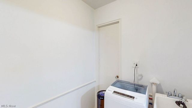 13800 Fairhill Road 203, Shaker Heights, OH 44120