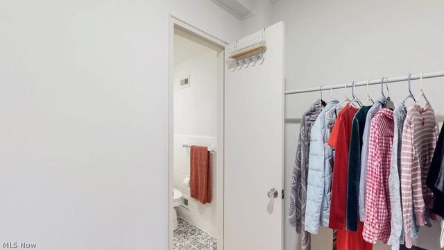 13800 Fairhill Road 203, Shaker Heights, OH 44120