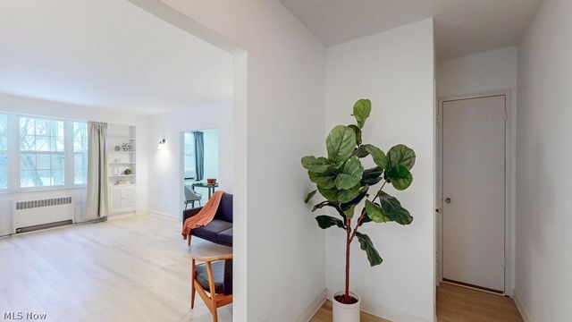 13800 Fairhill Road 203, Shaker Heights, OH 44120