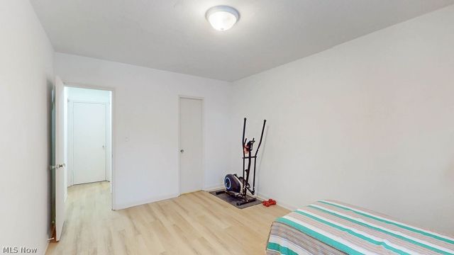 13800 Fairhill Road 203, Shaker Heights, OH 44120