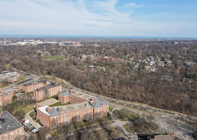 13800 Fairhill Road 203, Shaker Heights, OH 44120