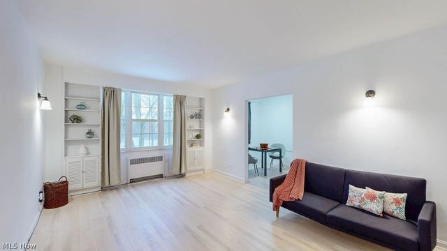 13800 Fairhill Road 203, Shaker Heights, OH 44120