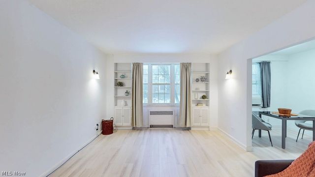 13800 Fairhill Road 203, Shaker Heights, OH 44120