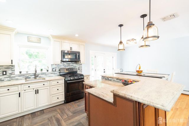411 Lum Avenue, Union Twp, NJ 07083