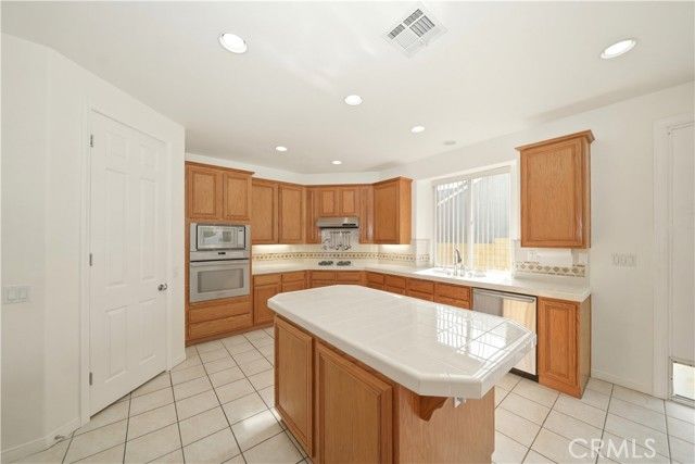 923 Essex Street, Glendora, CA 91740