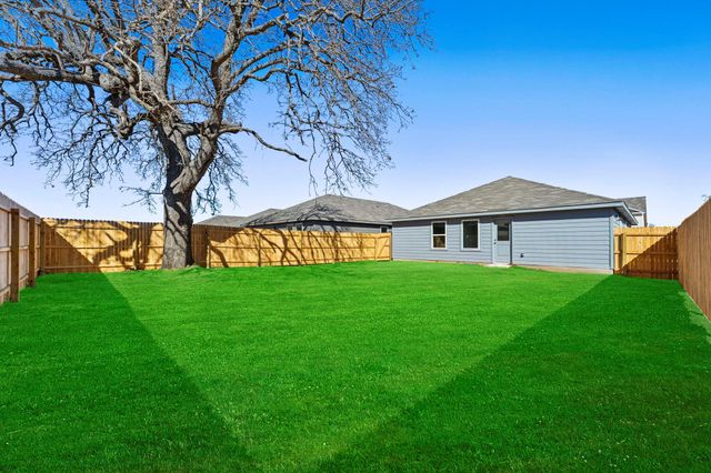 109 Ellendale PL, Fredericksburg, TX 78624