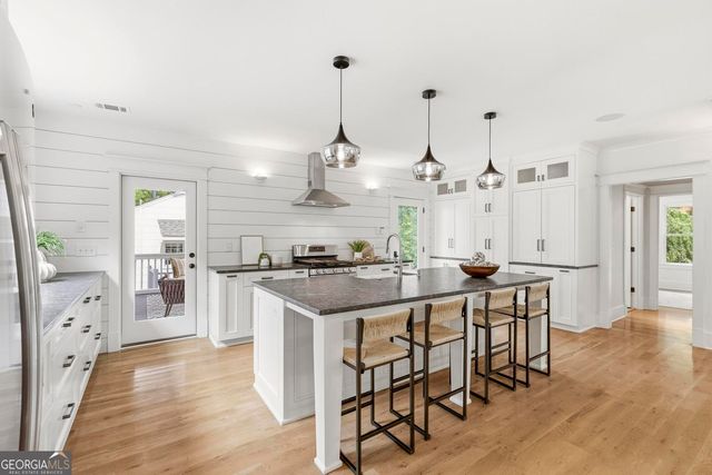 313 W Howard Avenue, Decatur, GA 30030