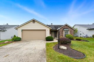 2928 Wood Knoll Lane, Fort Wayne, IN 46804