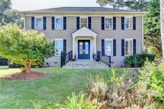 2859 Village Court, Gainesville, GA 30506