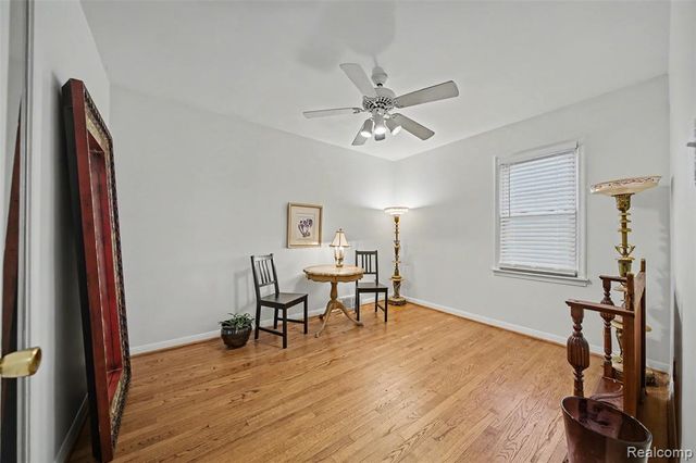 2710 Dorchester Road, Birmingham, MI 48009