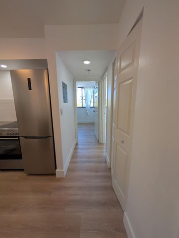 2715 Tigertail Avenue Apt 402, Miami, FL 33133
