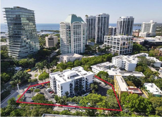 2715 Tigertail Avenue Apt 402, Miami, FL 33133