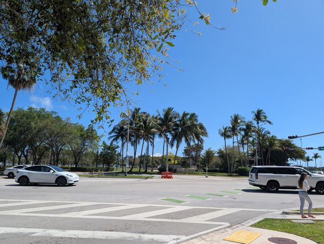 2715 Tigertail Avenue Apt 402, Miami, FL 33133