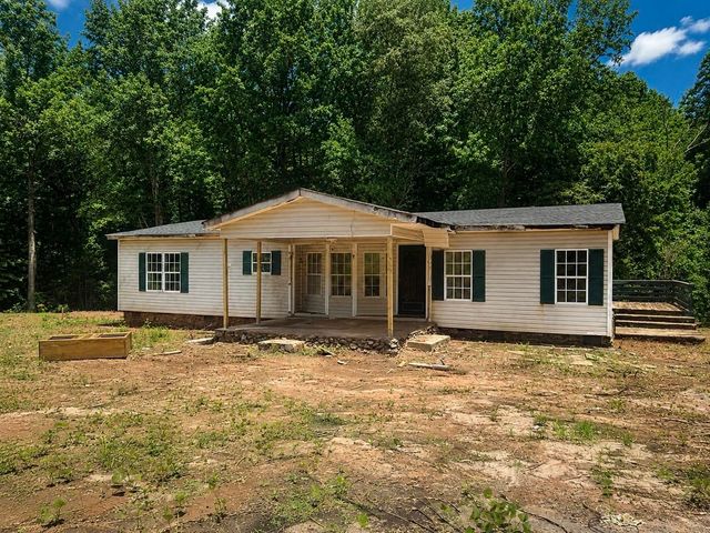 530 Wilkins Ford Road, Inman, SC 29349