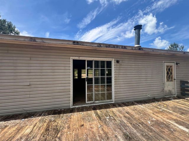 530 Wilkins Ford Road, Inman, SC 29349