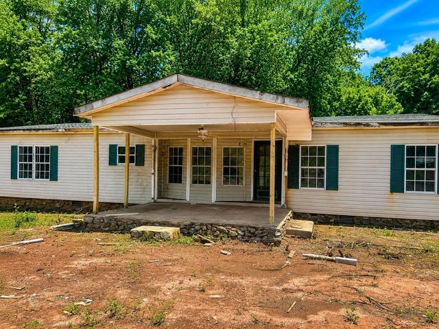 530 Wilkins Ford Road, Inman, SC 29349