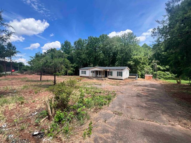530 Wilkins Ford Road, Inman, SC 29349