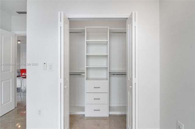 2650 SW 37th Ave 901, Miami, FL 33133