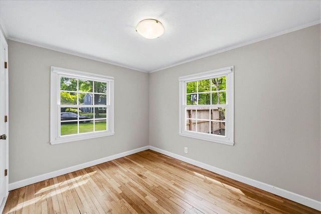 8305 N Whitney ROAD, Fox Point, WI 53217