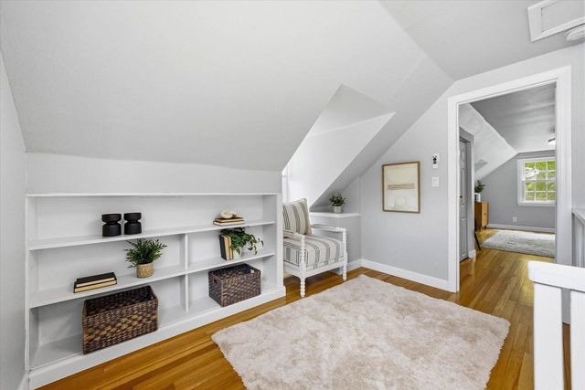 8305 N Whitney ROAD, Fox Point, WI 53217