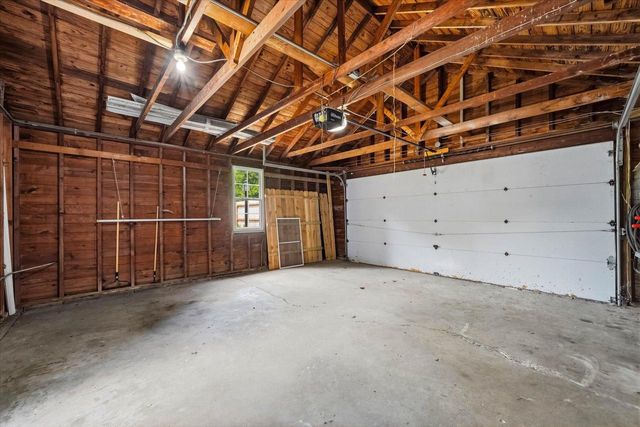 8305 N Whitney ROAD, Fox Point, WI 53217