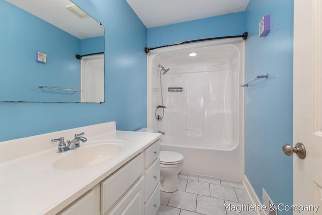 8665 Shore Way Drive Sw, Byron Twp, MI 49315
