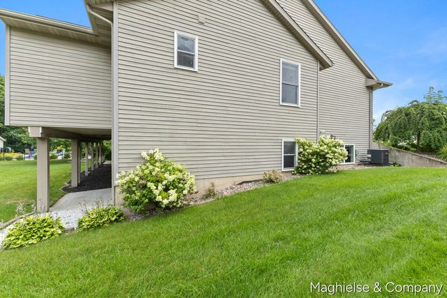 8665 Shore Way Drive Sw, Byron Twp, MI 49315