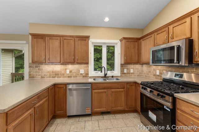 8665 Shore Way Drive Sw, Byron Twp, MI 49315