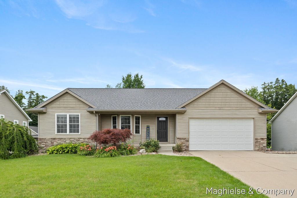 8665 Shore Way Drive Sw, Byron Twp, MI 49315
