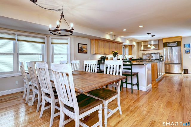 32 Grant Street, Milford, CT 06460