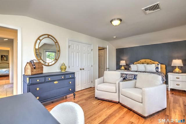 32 Grant Street, Milford, CT 06460