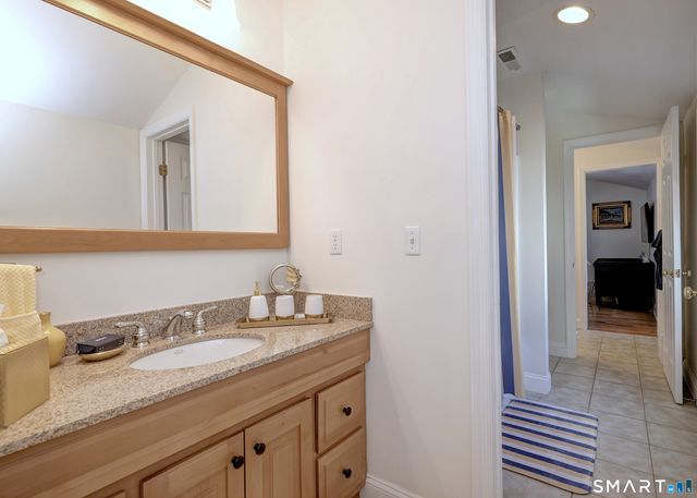 32 Grant Street, Milford, CT 06460