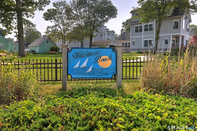 32 Grant Street, Milford, CT 06460