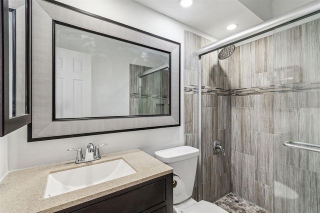 3206 W AZEELE STREET 120, Tampa, FL 33609